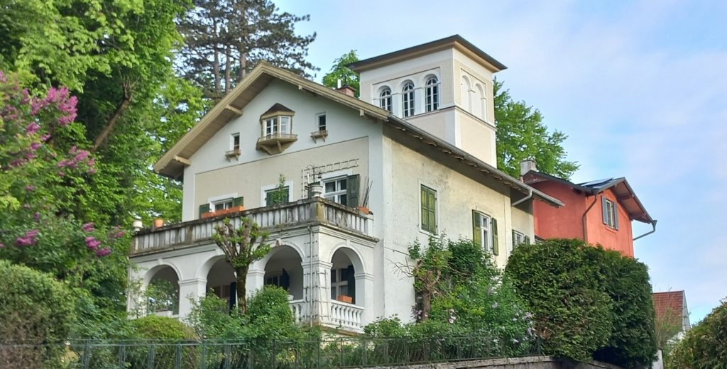 Beispielfoto: Wohnimmobilie zur Immobilienbewertung durch einen Sachverständigen